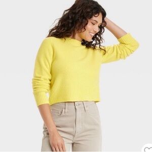 Women's Yellow Sweater universal thread XXL